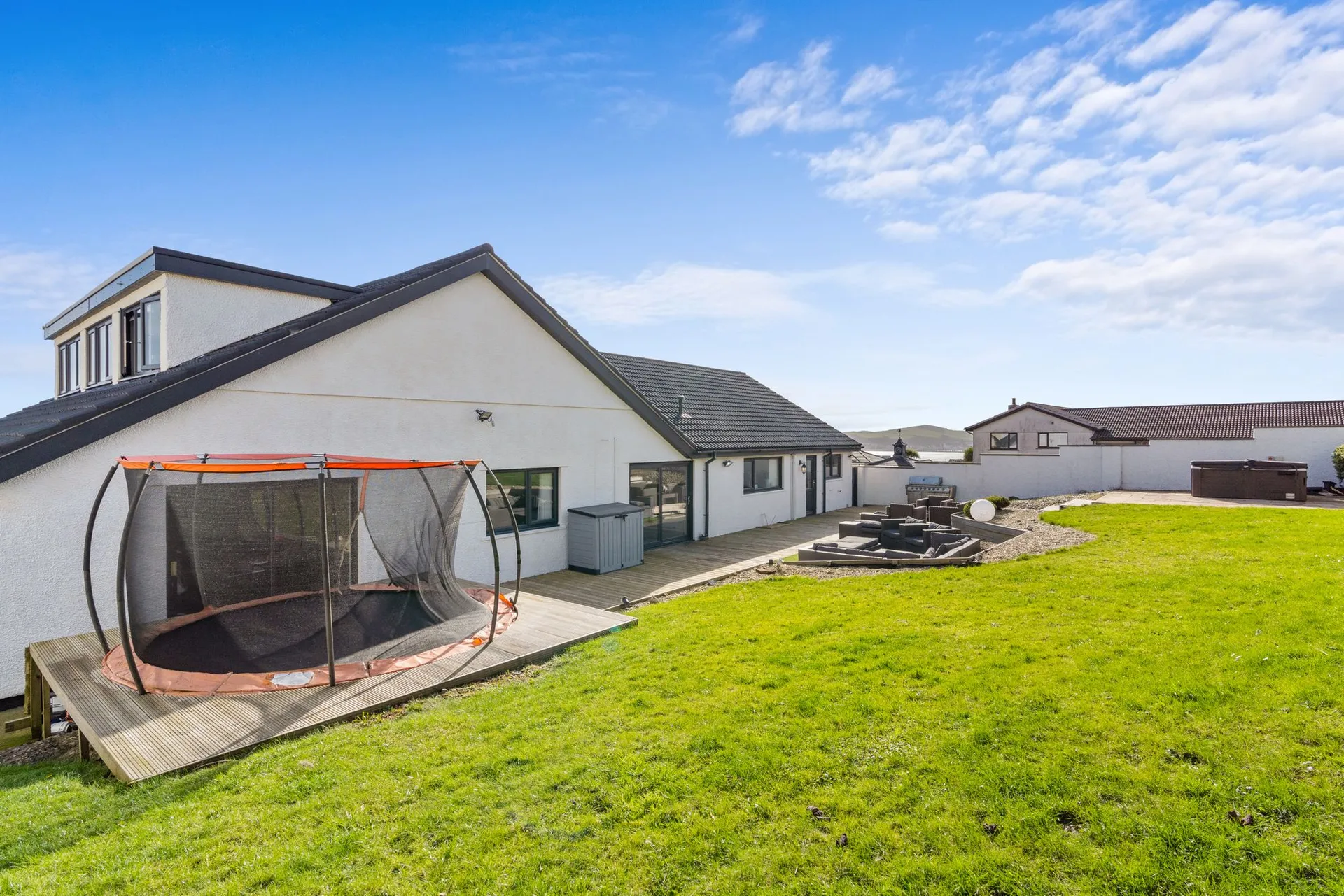 Howe Road, Onchan, IM3, photograph 48